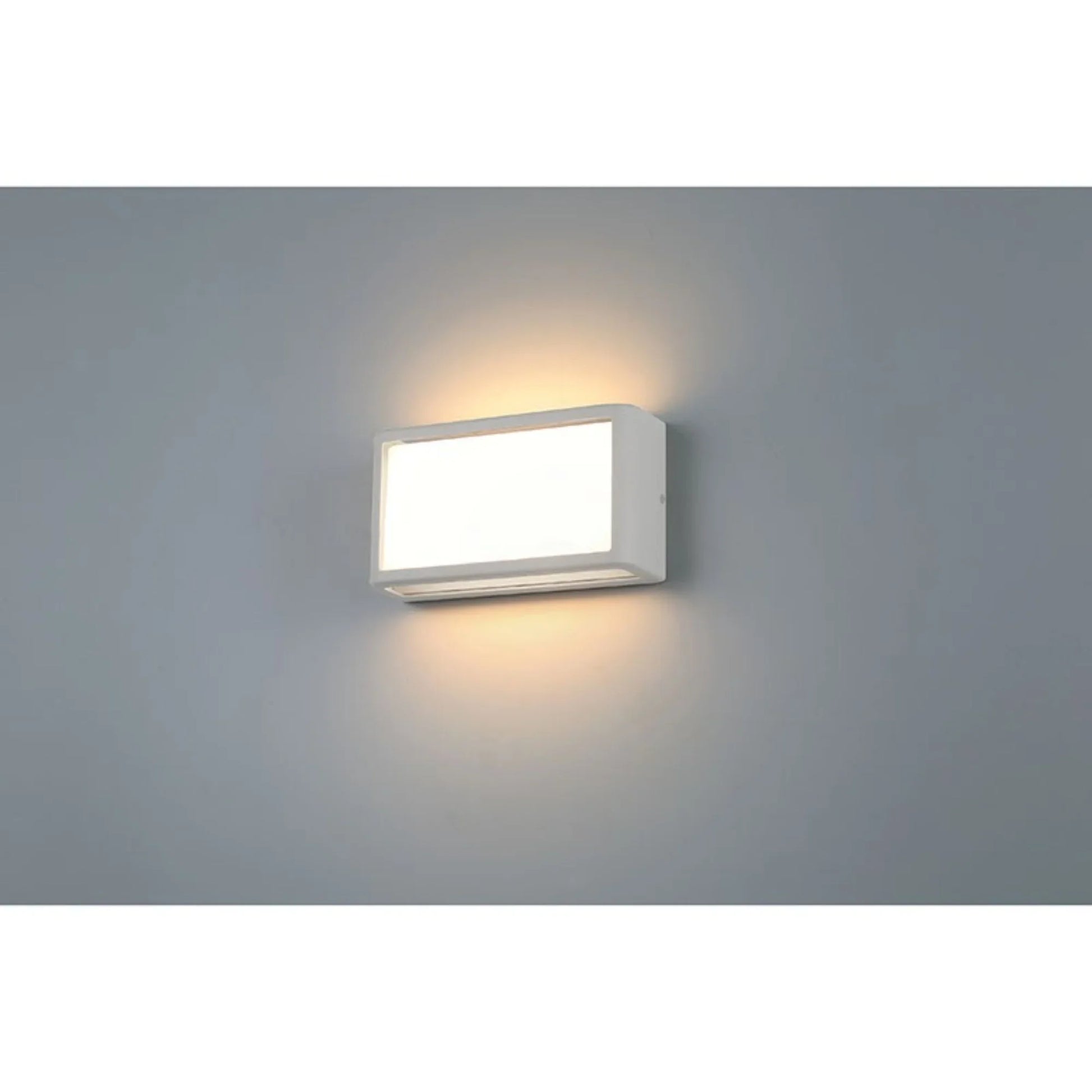 Malibu 9" LED Outdoor Wall Sconce, Satin Finish - Bees Lighting