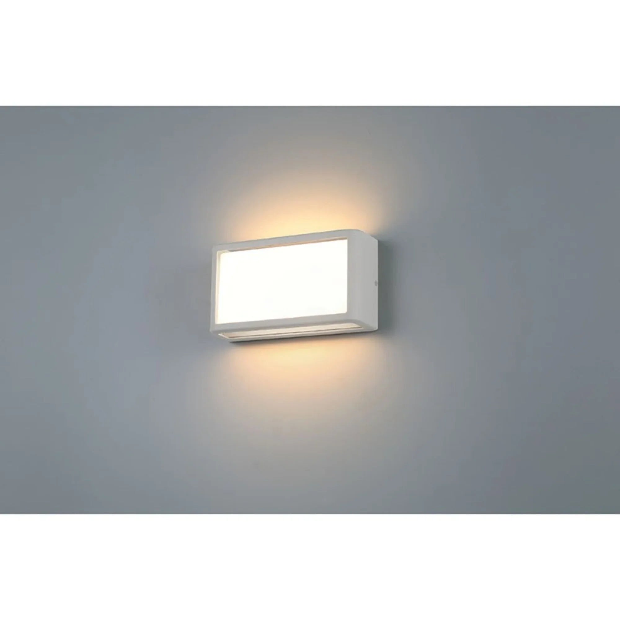 Malibu 9" LED Outdoor Wall Sconce, Satin Finish - Bees Lighting