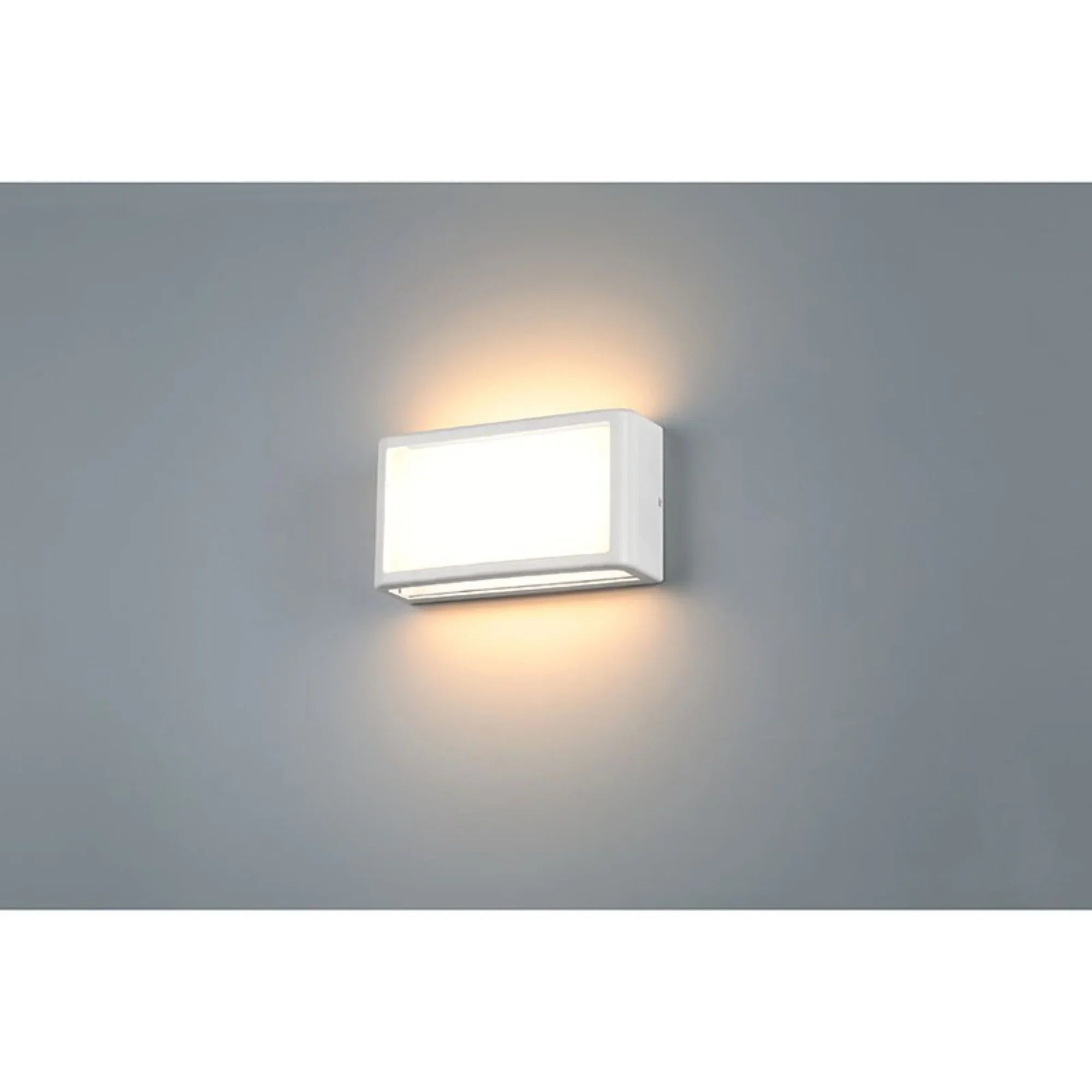 Malibu 9" LED Outdoor Wall Sconce, White Finish - Bees Lighting