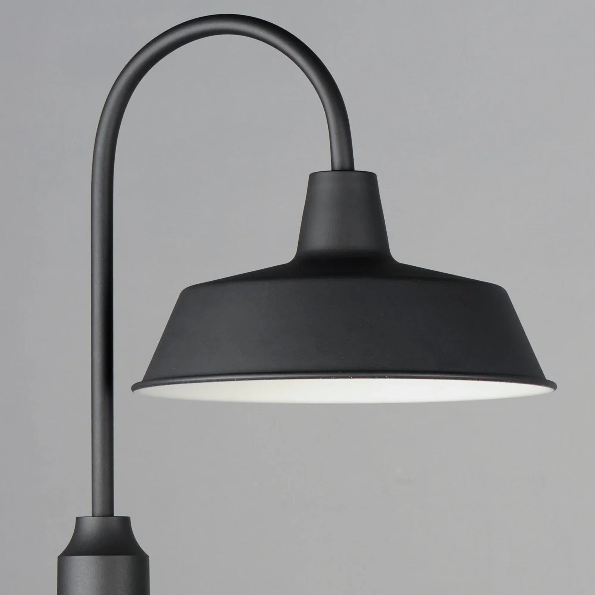 Pier M 20" Post Lantern, Black Finish - Bees Lighting