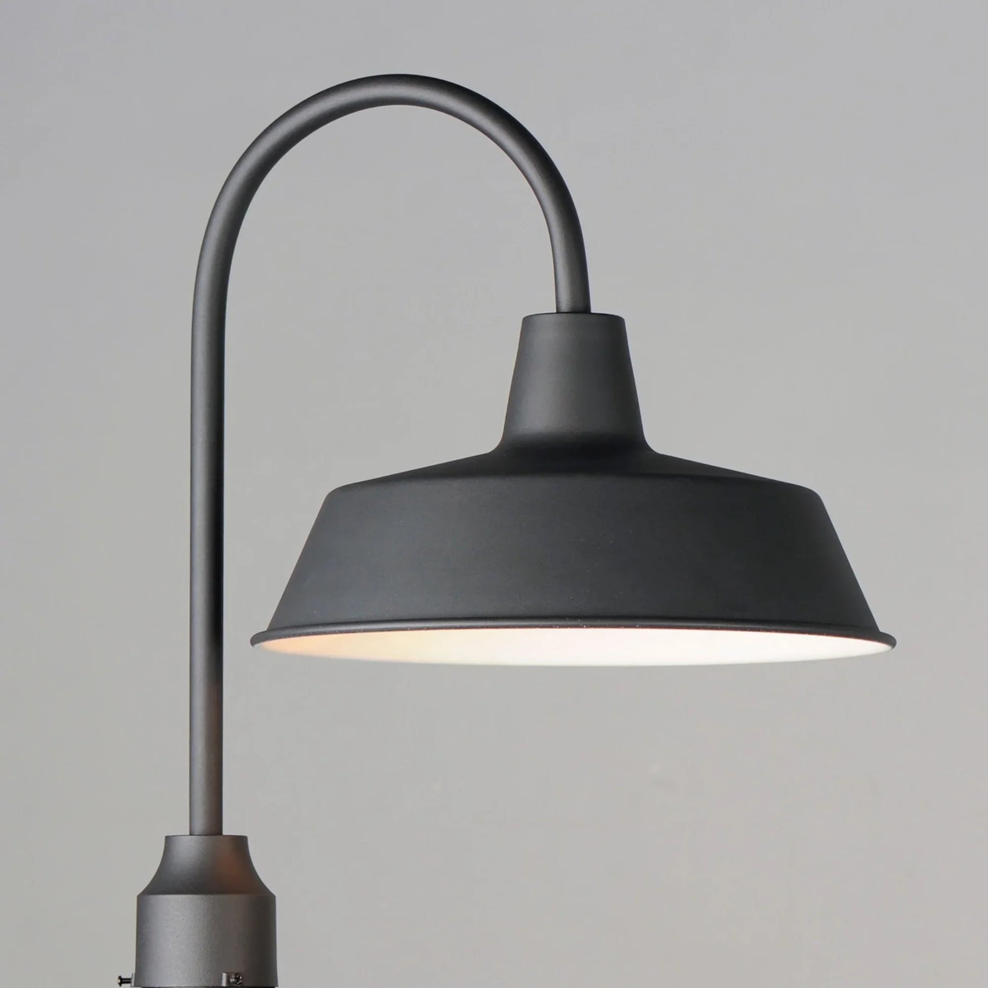 Pier M 20" Post Lantern, Black Finish - Bees Lighting
