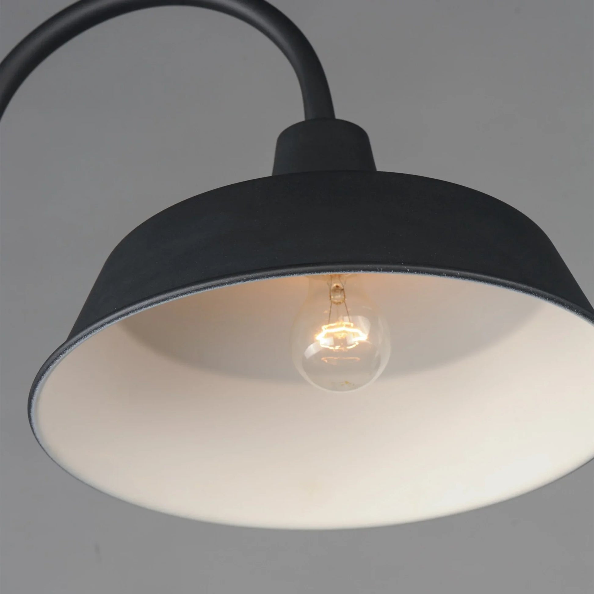 Pier M 20" Post Lantern, Black Finish - Bees Lighting