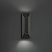 Maglev 16" LED Outdoor Wall Sconce, 3500K, Black Finish - Bees Lighting