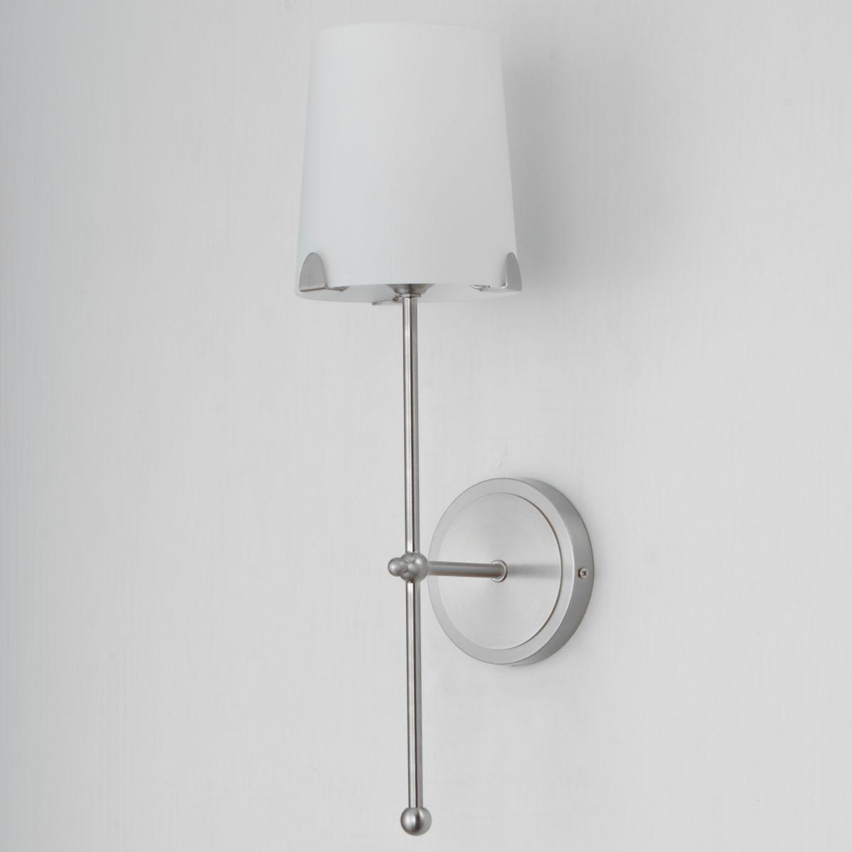 Huntington 20 in. Armed Sconce