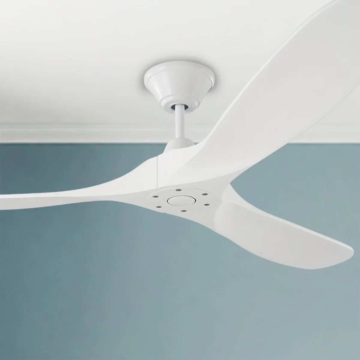 Maverick 60 Inch Matte White Damp Rated Ceiling Fan with Remote - Bees Lighting