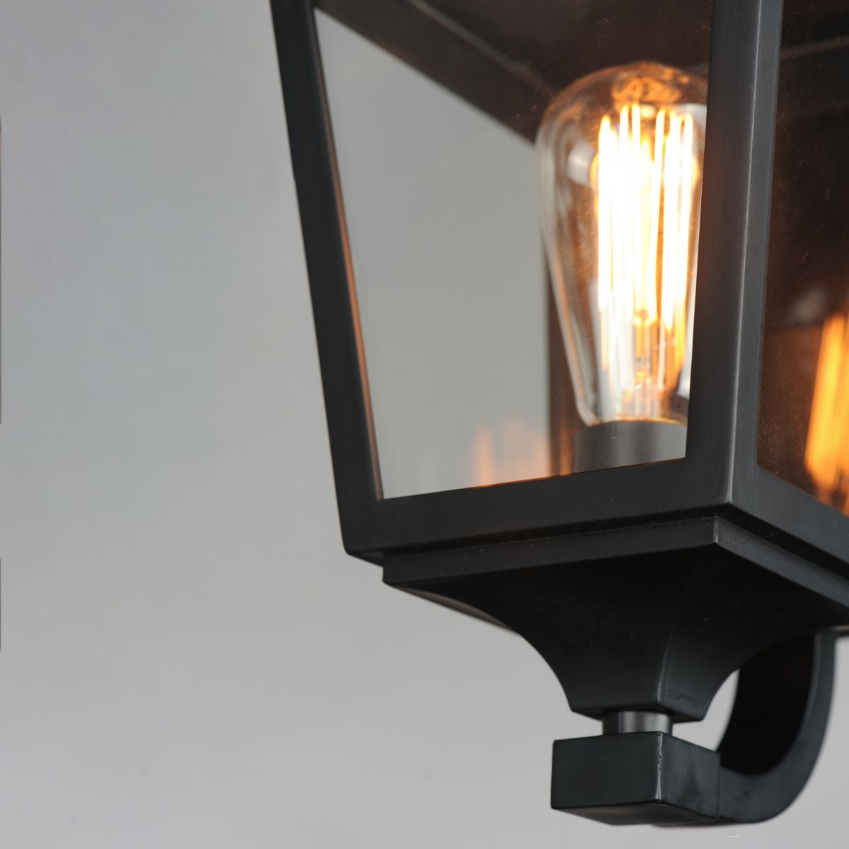SUTTON PLACE VX 15 in. Outdoor Wall Light Black Finish - Bees Lighting