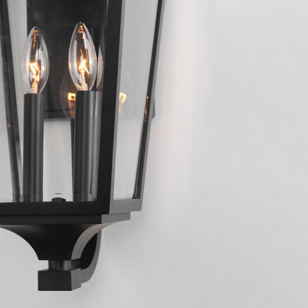 SUTTON PLACE VX 22 in. 2 Lights Outdoor Wall Light Black Finish - Bees Lighting