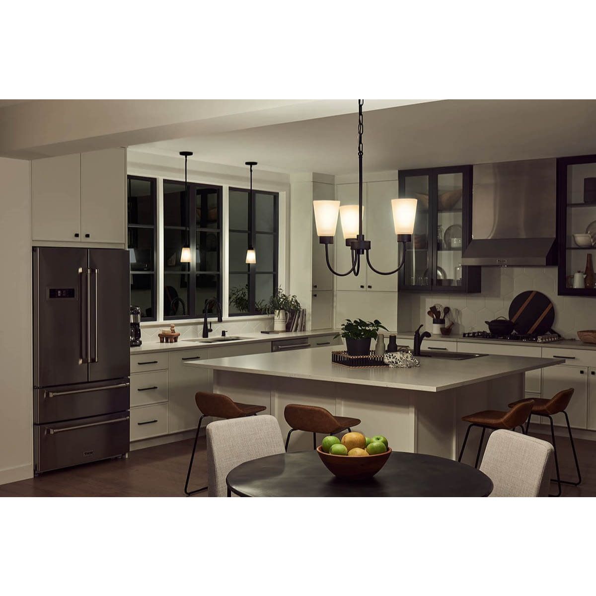 Erma 18 in. 3 Lights Chandelier Black finish - Bees Lighting