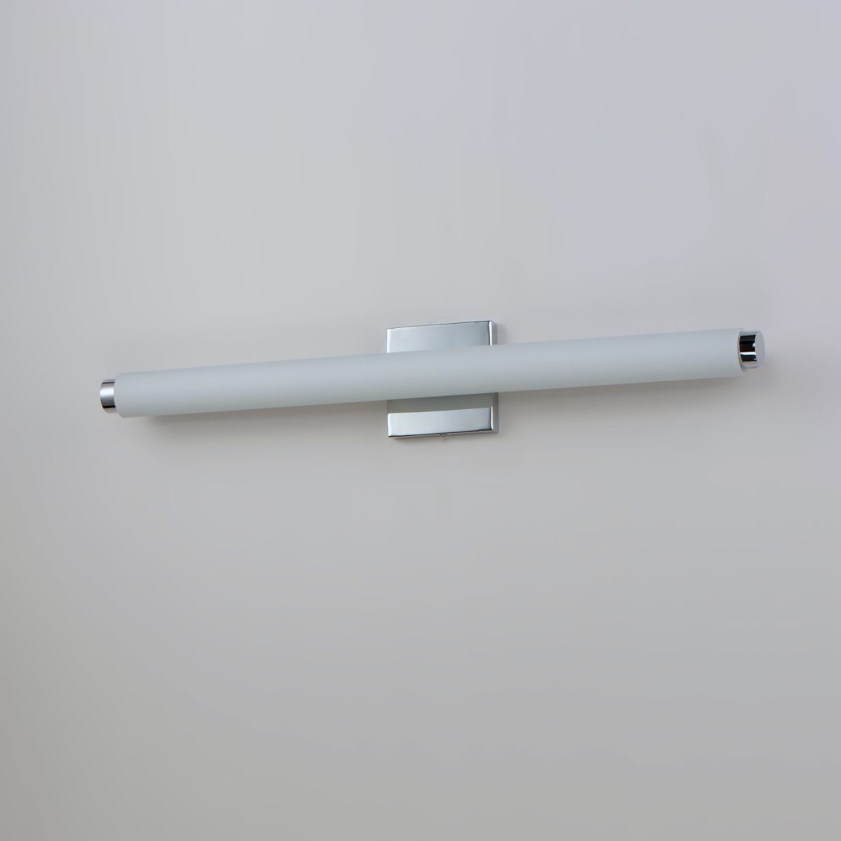 Soprano 24 in. LED Bath Bar Polished Chrome Finish - Bees Lighting