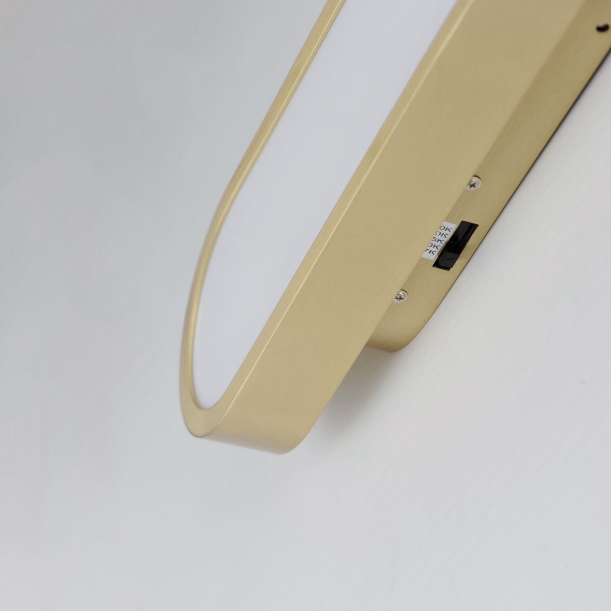 Latitude 24 in. LED Bath Bar Gold Finish - Bees Lighting