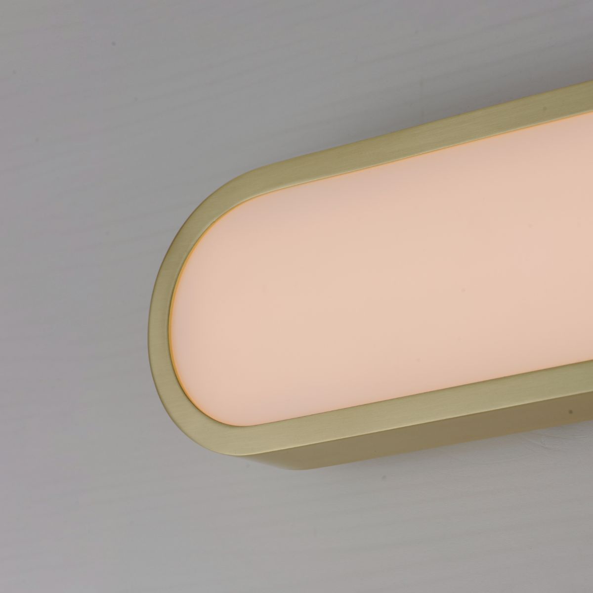 Latitude 24 in. LED Bath Bar Gold Finish - Bees Lighting