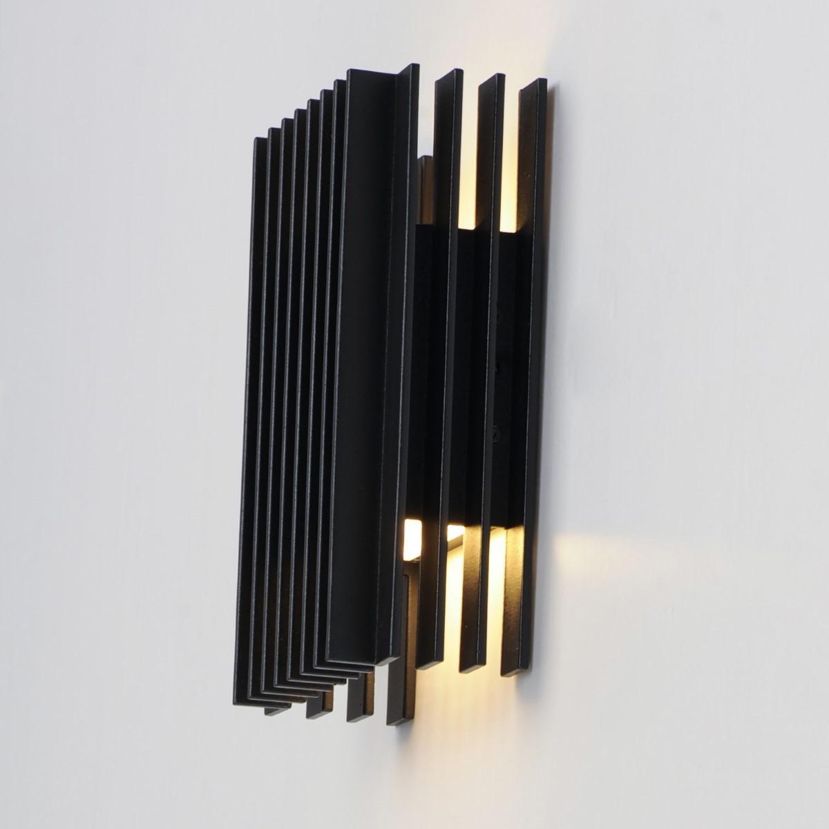 Rampart 6 in. LED Outdoor Wall Sconce 3000K Black Finish - Bees Lighting