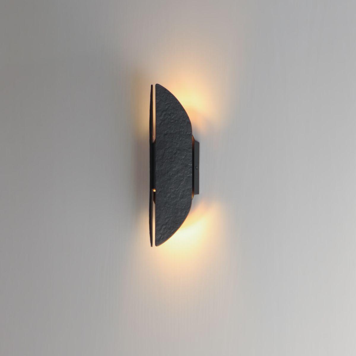 Tectonic 14 in. LED Outdoor Wall Sconce 3000K Black Finish - Bees Lighting