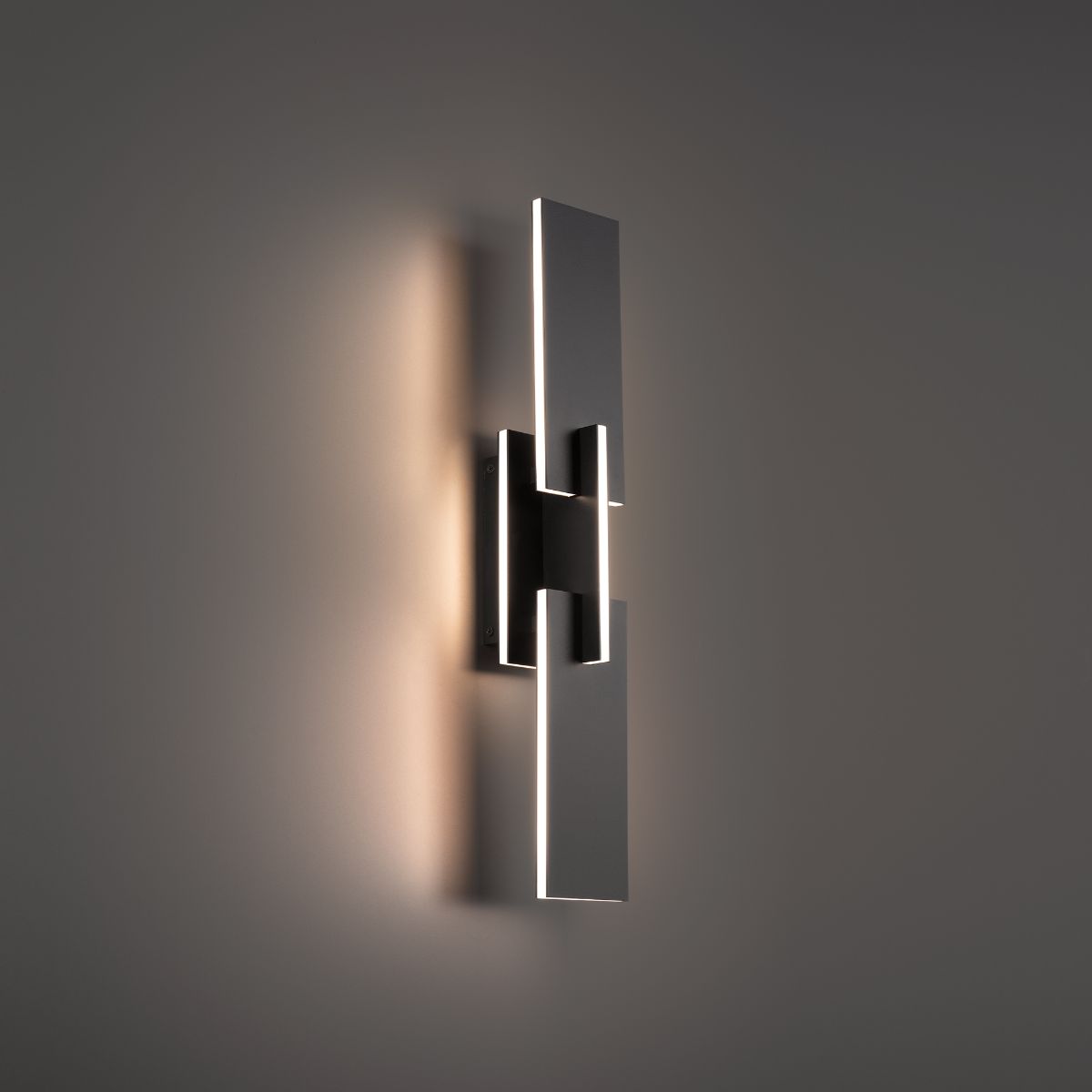 Amari 22 in. LED Wall Sconce Black finish - Bees Lighting