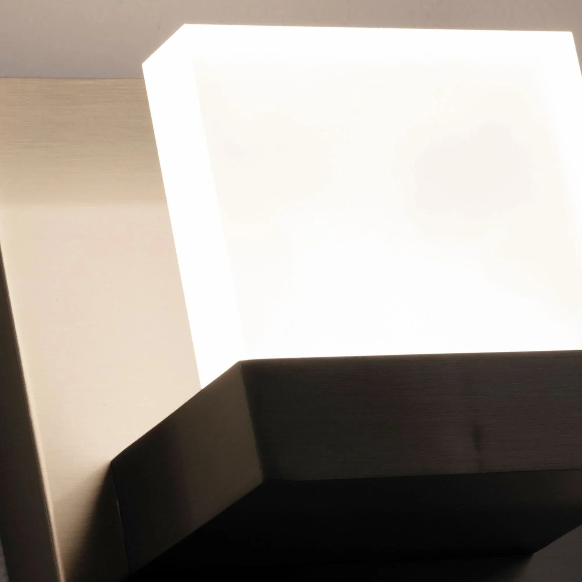 Arlo 5" LED Wall Sconce, Satin Nickel Finish, 120V - Bees Lighting