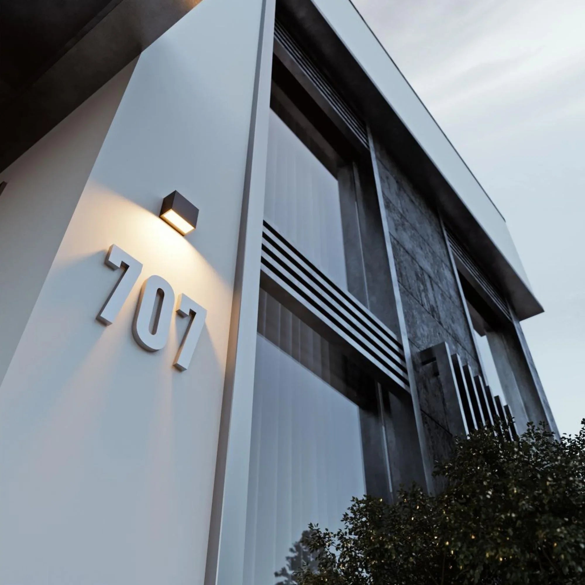 Dakota 5" LED Outdoor Wall Sconce, Bronze Finish - Bees Lighting