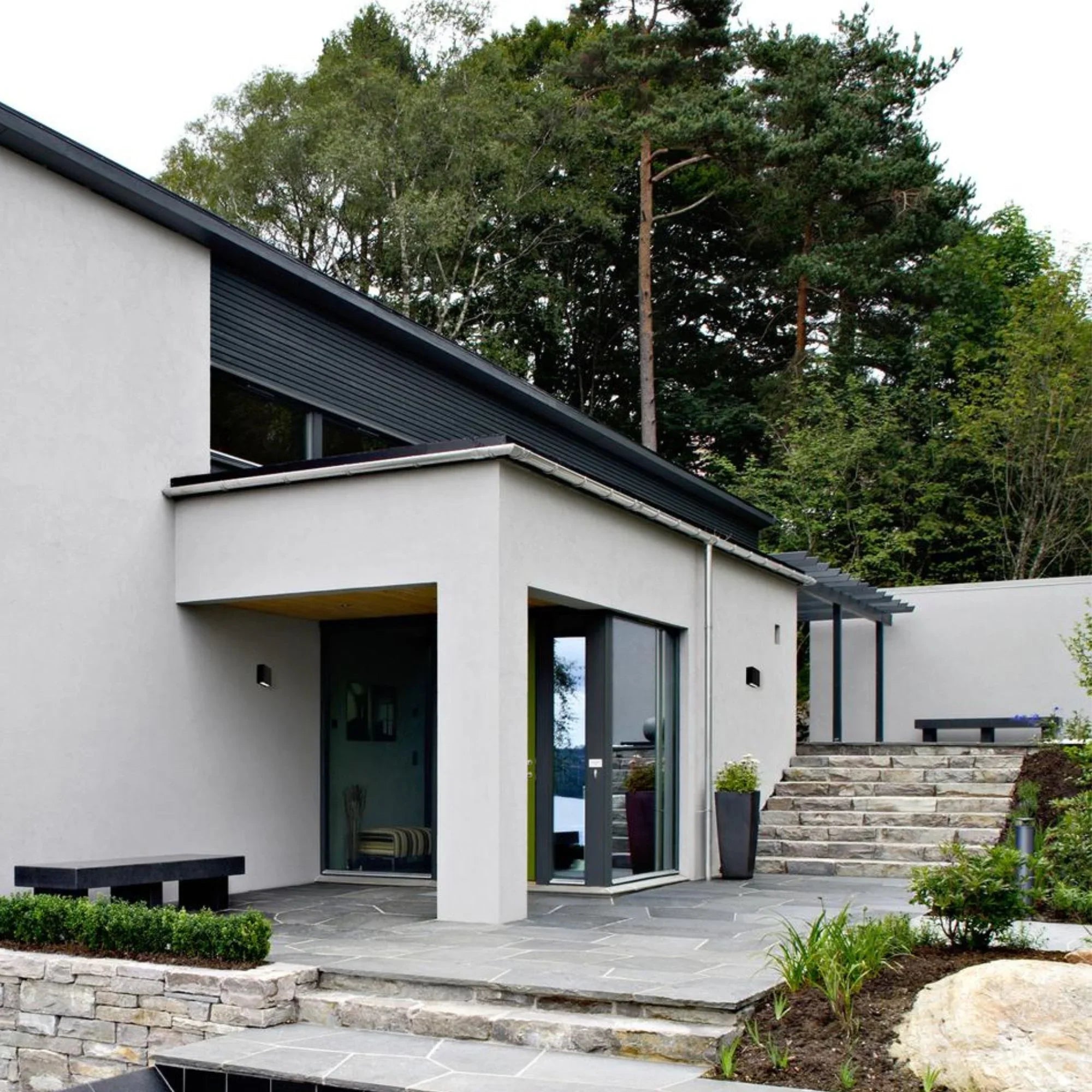 Dexter 6" 2-Light LED Outdoor Wall Sconce, Bronze Finish - Bees Lighting