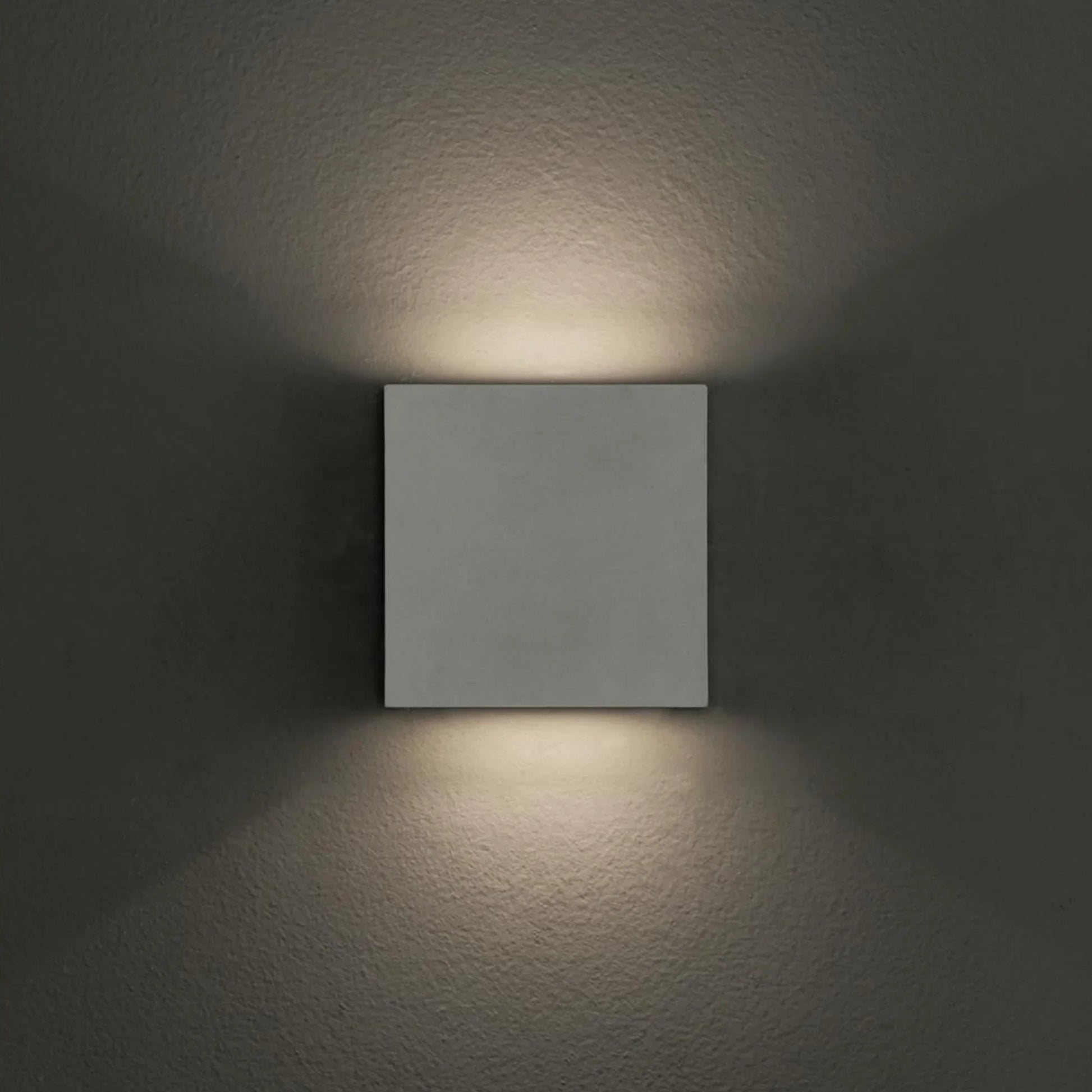 Dexter 6" 2-Light LED Outdoor Wall Sconce, White Finish - Bees Lighting