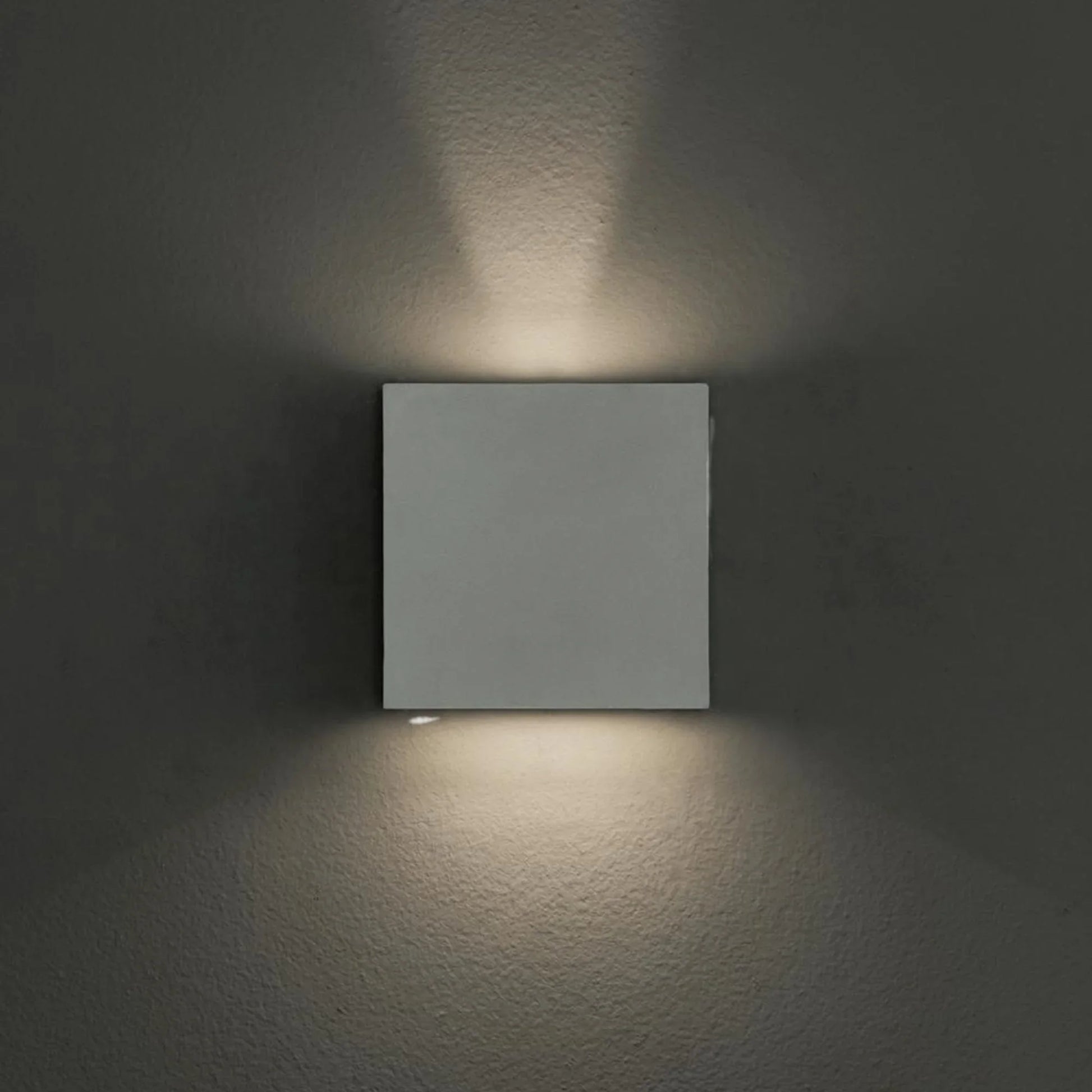 Dexter 6" 2-Light LED Outdoor Wall Sconce, White Finish - Bees Lighting