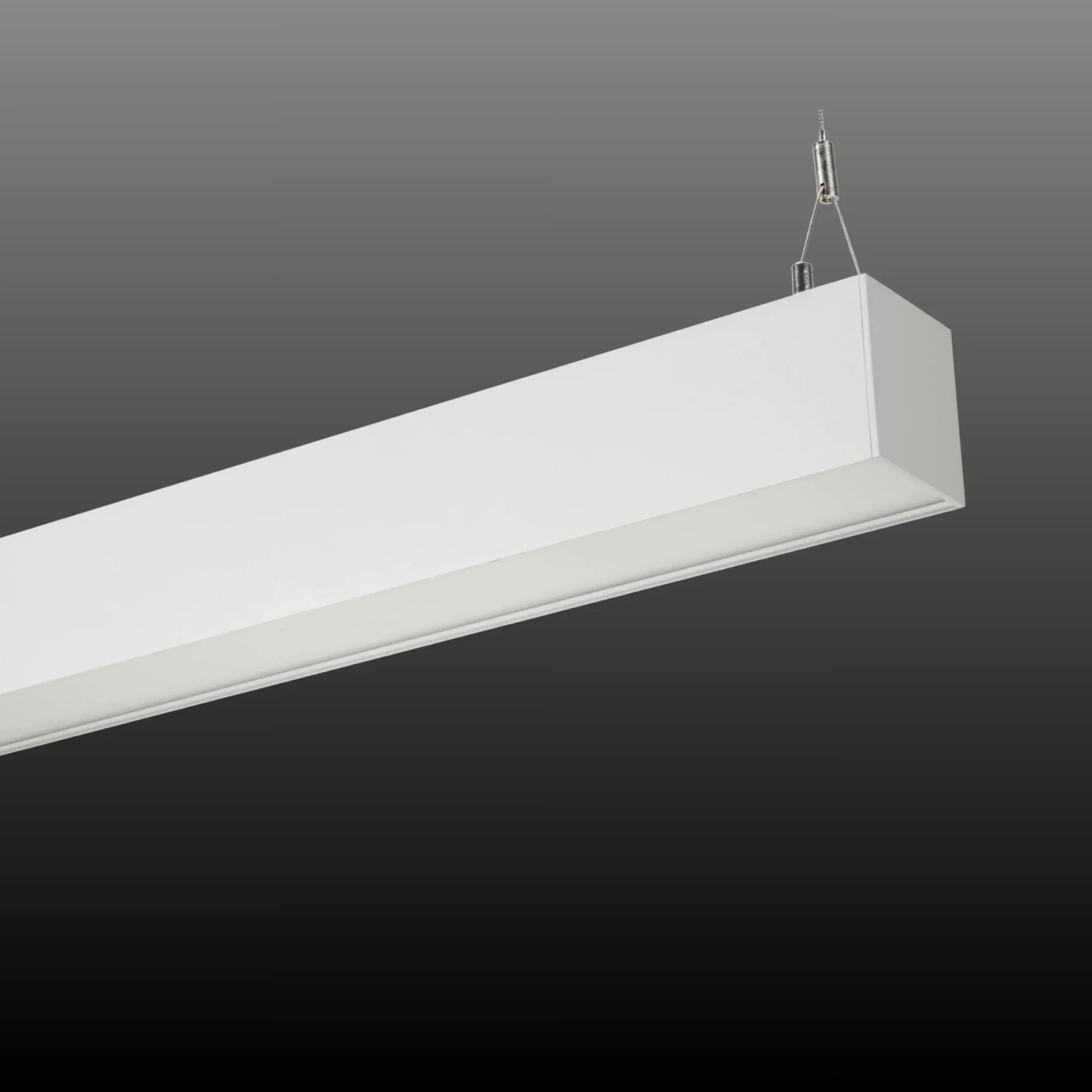 8ft LED Linear Light, 80W, 10400 Lumens, 5 CCT Selectable, White, 120-277V