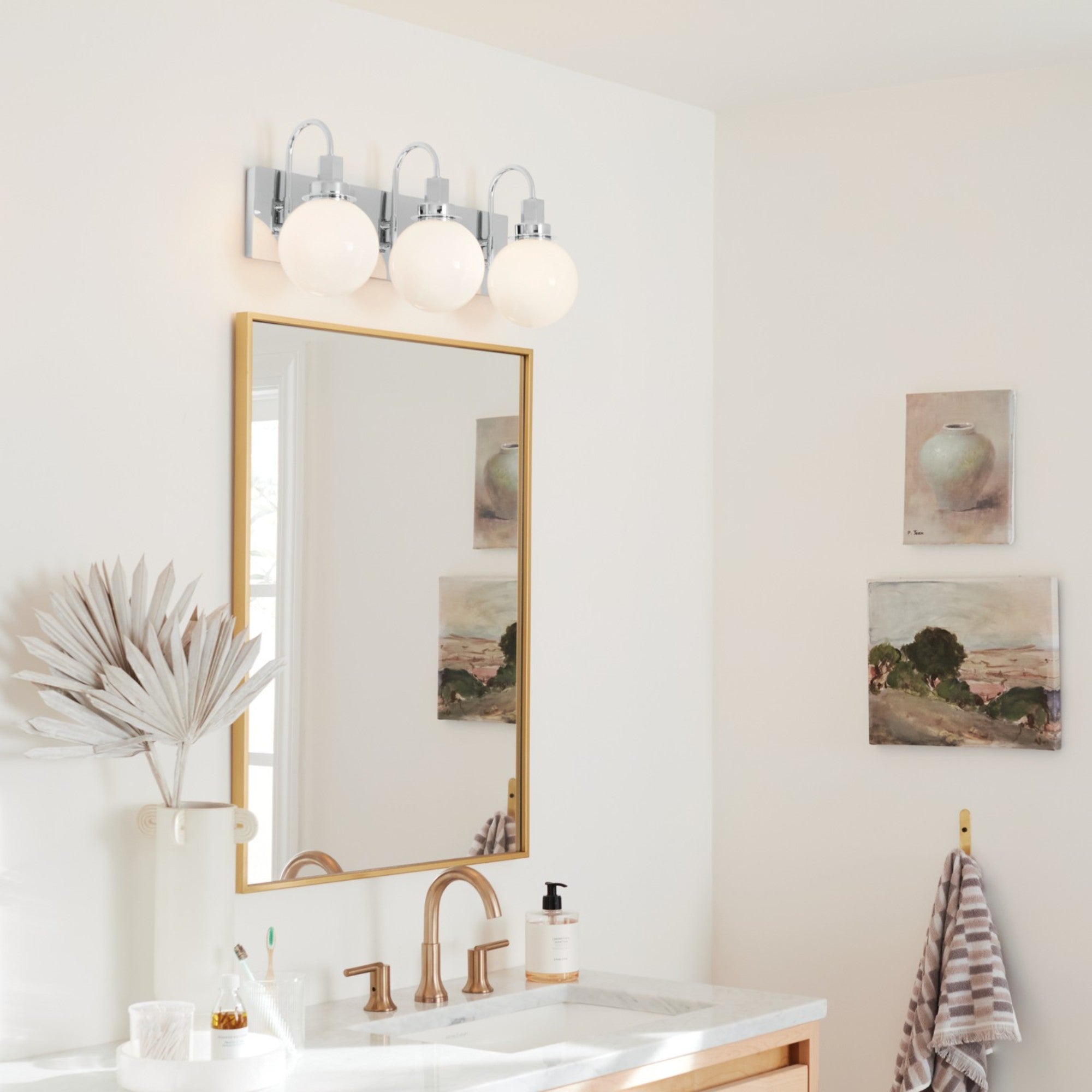 Hex 23 in. 3 Lights Vanity Light Chrome Finish