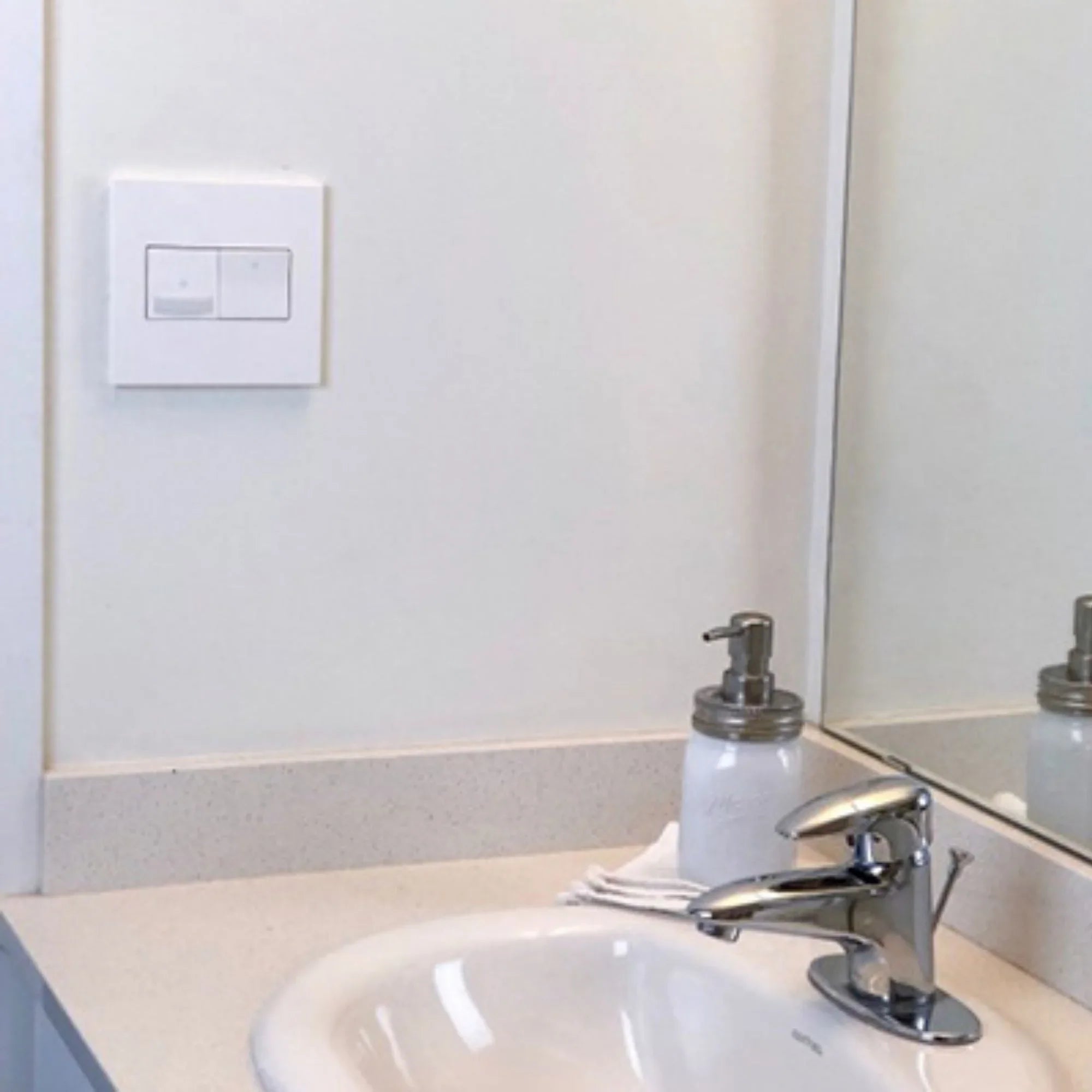 adorne Manual On/Auto Off Vacancy Motion Sensor Switch, 600W, 120V, White - Bees Lighting