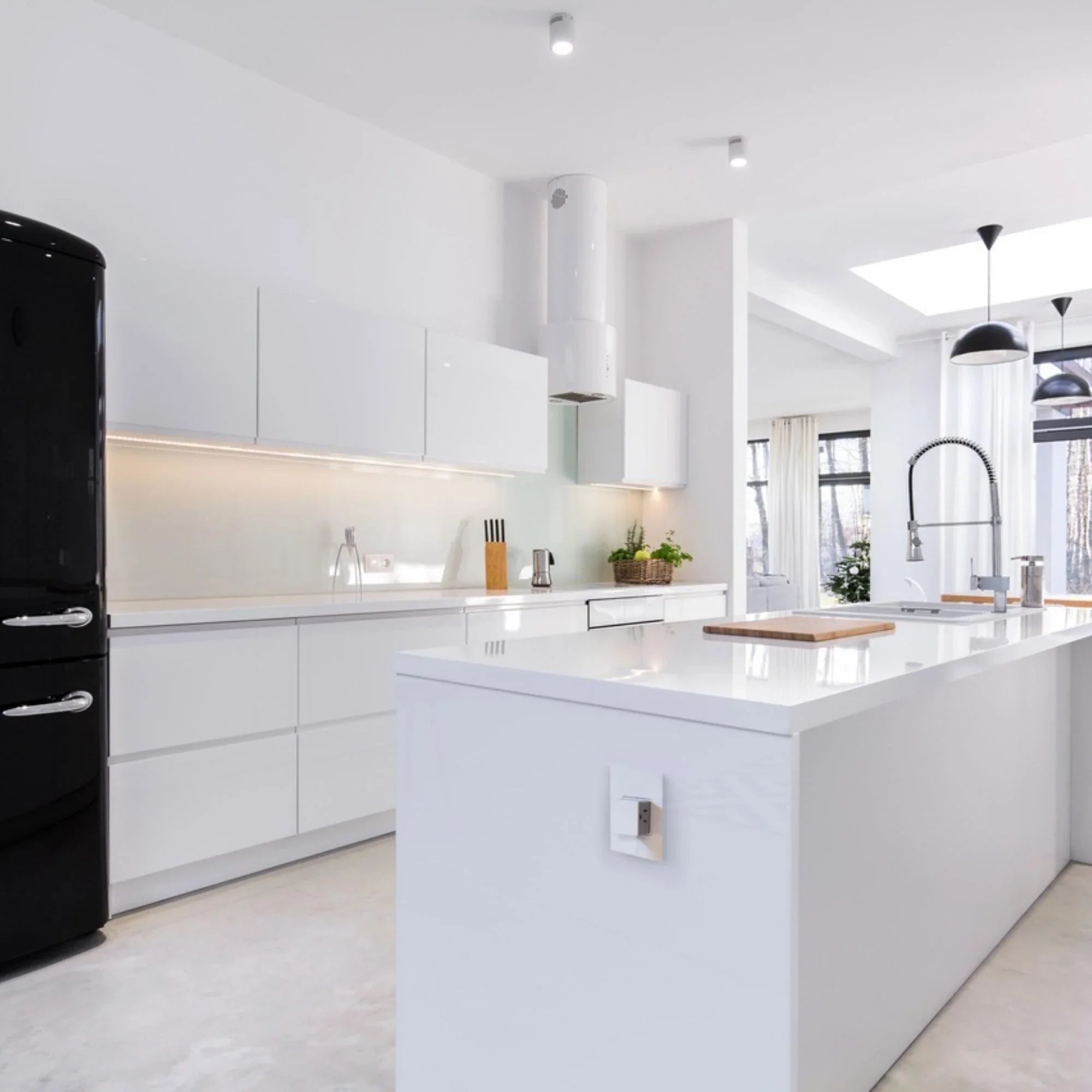 adorne 1-Gang-Plus Screwless wall Plate, Glossy White - Bees Lighting