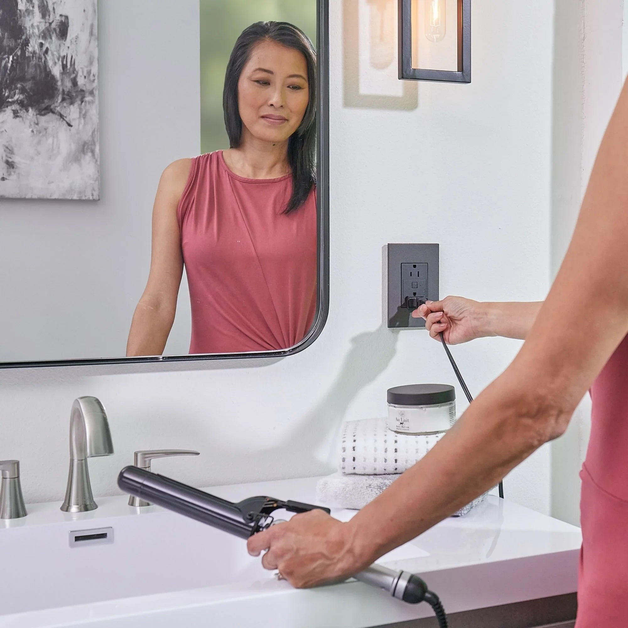 adorne 15A Smart Outlet with Netatmo Plus-Size, Graphite - Bees Lighting