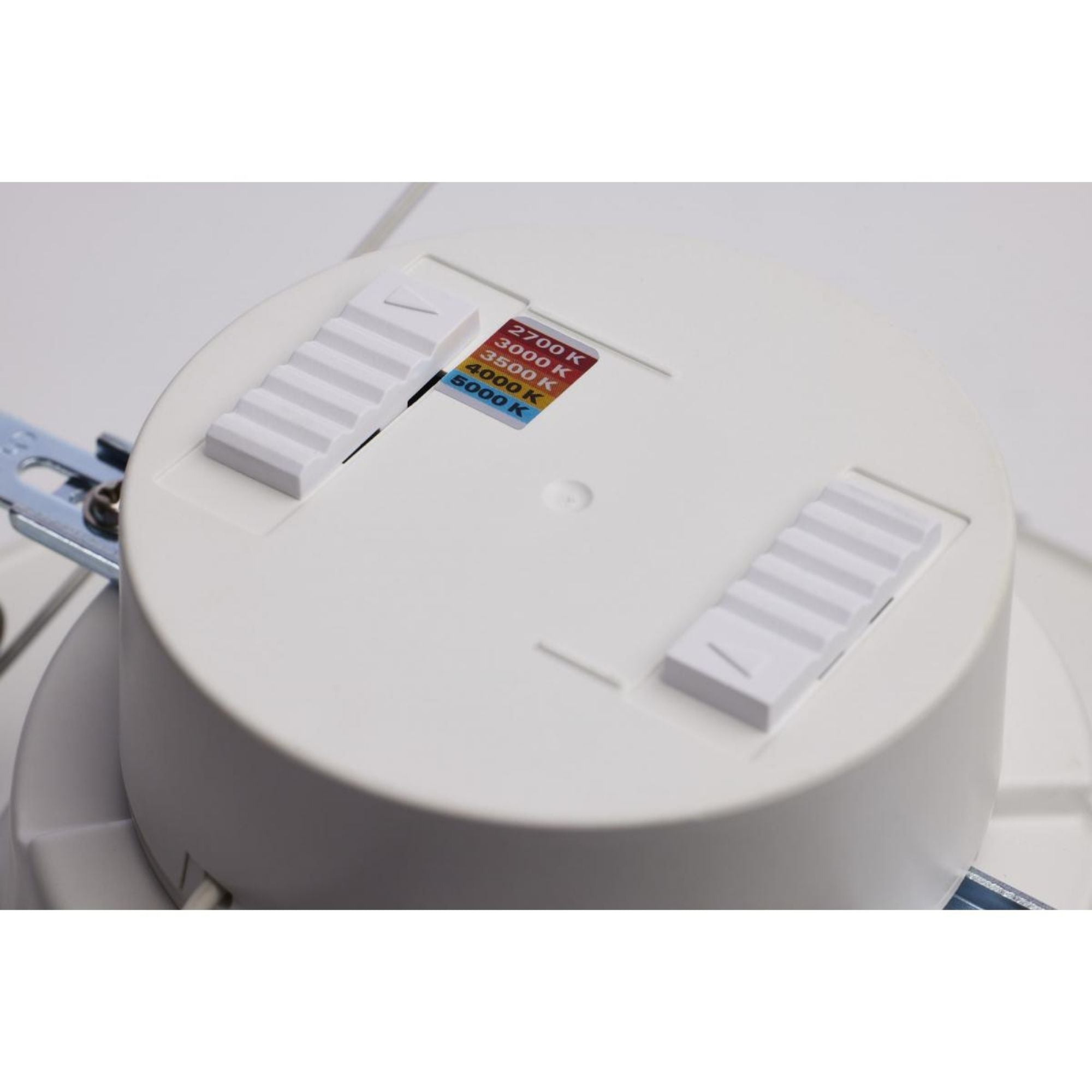 5/6" Retrofit LED Can Light, 14W, 1200 Lm, 5-CCT, White Baffle Trim