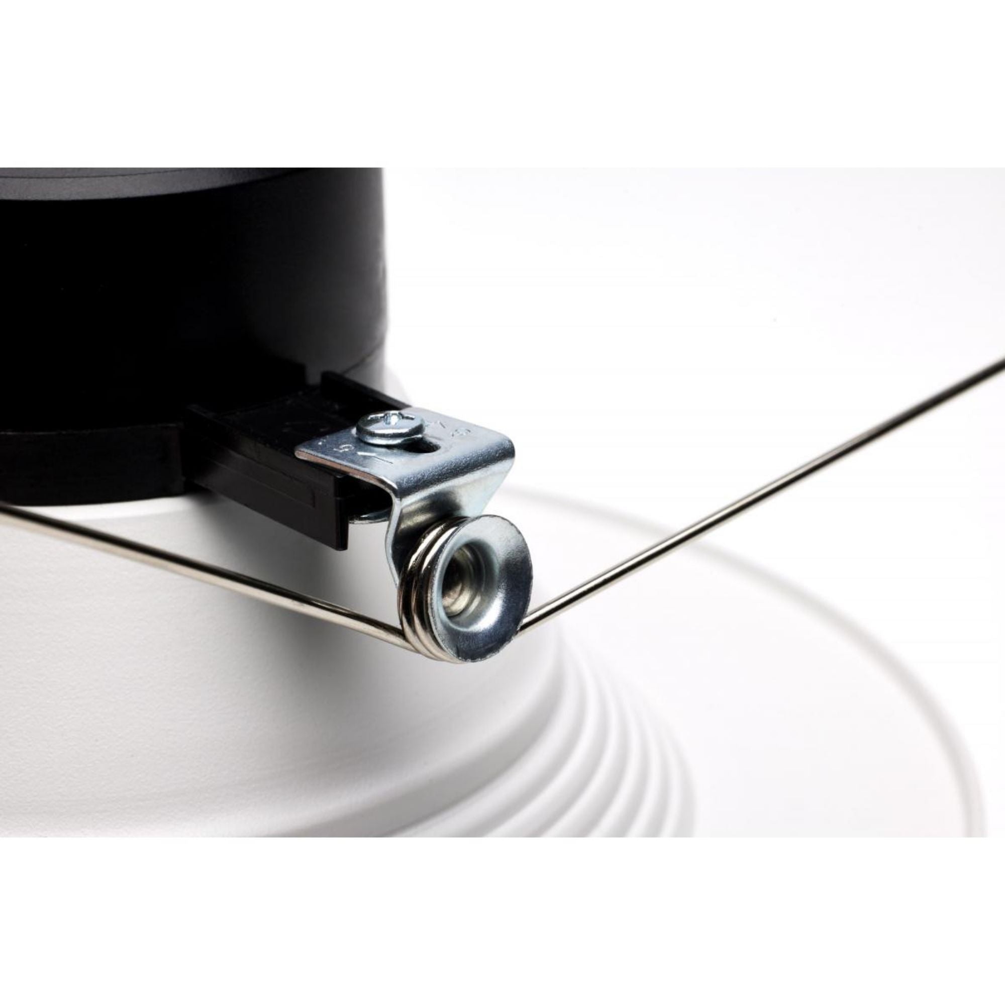 Starfish 6" Smart LED Retrofit Downlight, 850lm, RGB, Round Baffle Trim