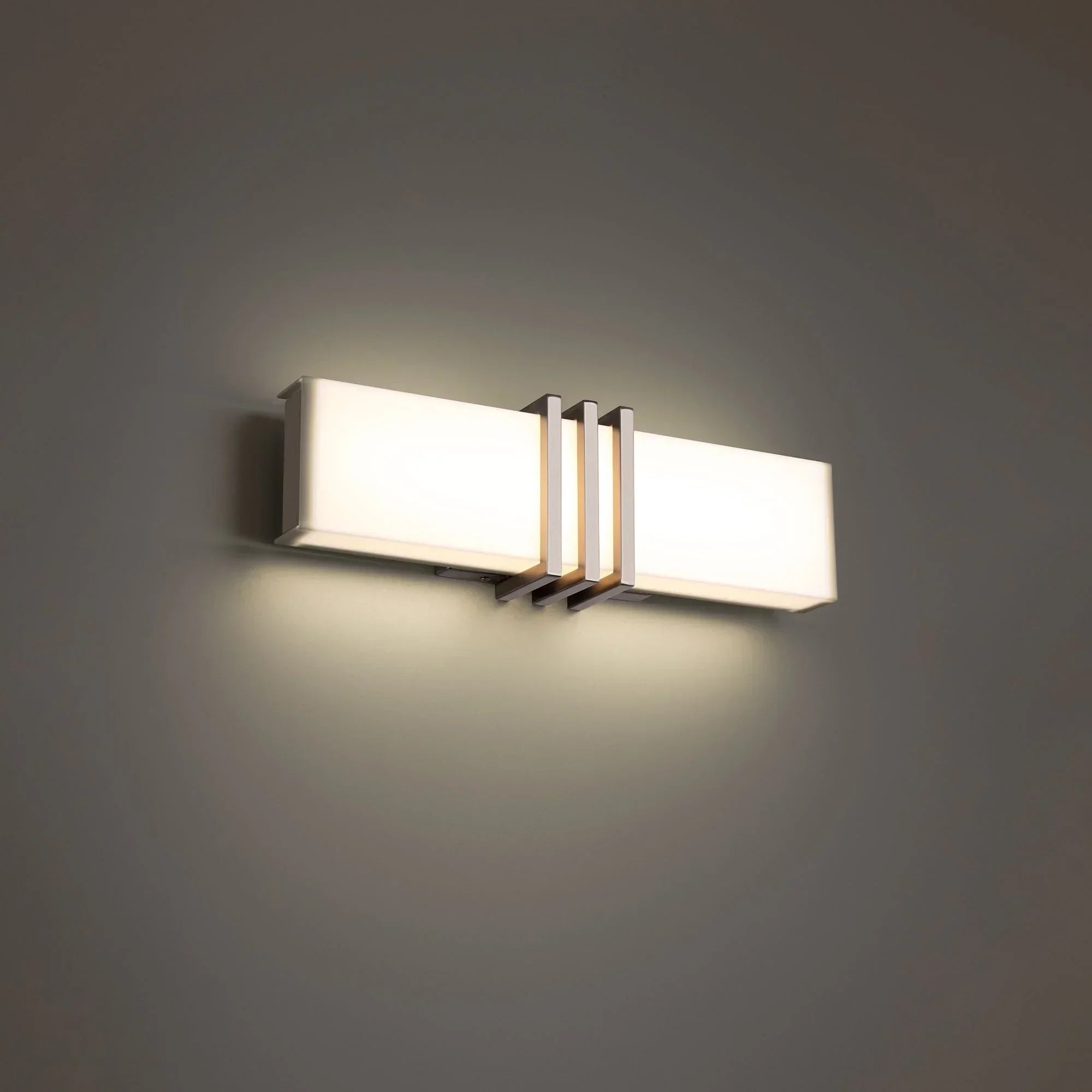 Minibar Bathroom Vanity & Sconce 3000K - Bees Lighting