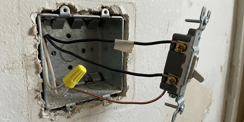 Does It Matter Which Wire Goes Where on a Basic Light Switch? Single-Pole Wiring Explained