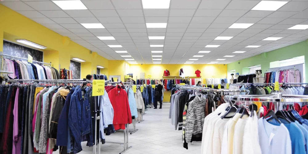 Troffer vs. LED Flat Panel: What’s the Difference?