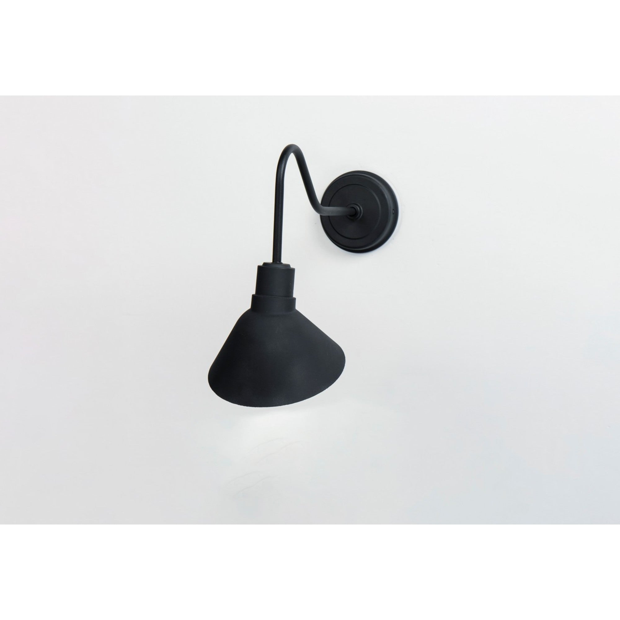 Signlite 21" Outdoor Wall Lantern, Black Finish - Bees Lighting