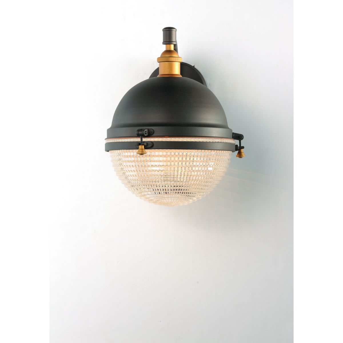 Portside 14 in. Outdoor Wall Sconce Oil-Rubbed Bronze Finish - Bees Lighting
