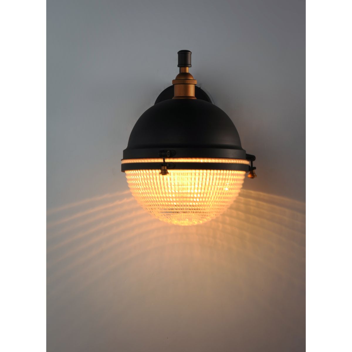Portside 14 in. Outdoor Wall Sconce Oil-Rubbed Bronze Finish - Bees Lighting