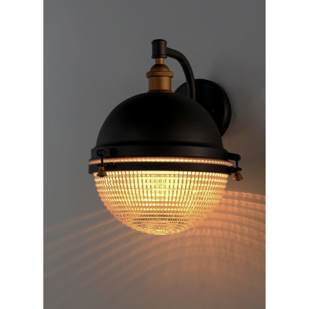 Portside 14 in. Outdoor Wall Sconce Oil-Rubbed Bronze Finish - Bees Lighting