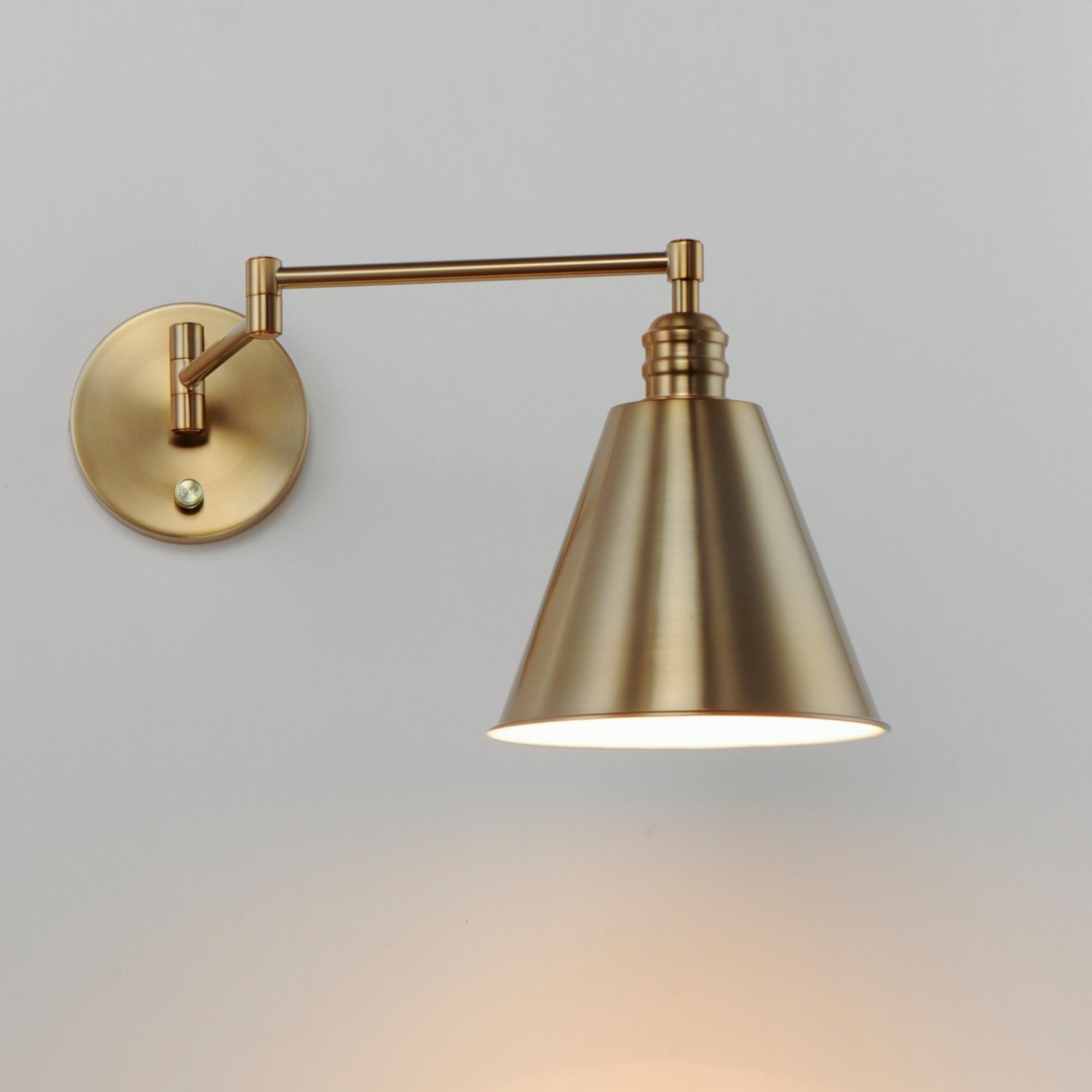 Library 11" Wall Sconce, Heritage Finish - Bees Lighting