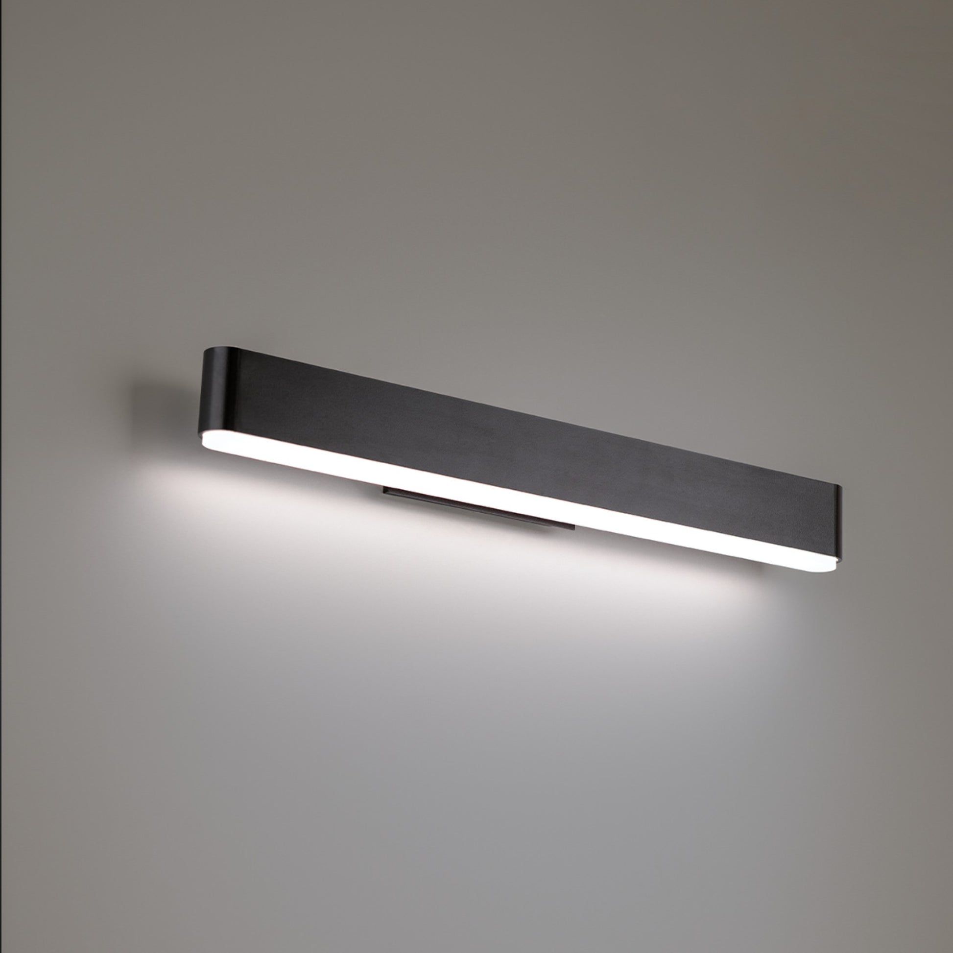 0 to 60 37" LED Bath & Vanity Light, 3500K, Black Finish - Bees Lighting
