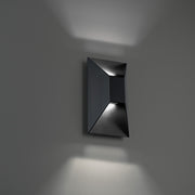Maglev 10" LED Outdoor Wall Sconce, 3500K, Black Finish - Bees Lighting
