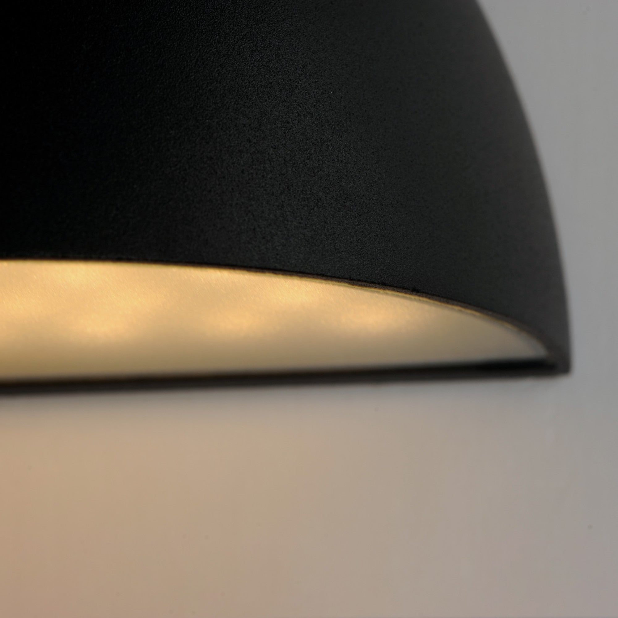 Pathfinder 7" LED Outdoor Wall Sconce, Black Finish - Bees Lighting