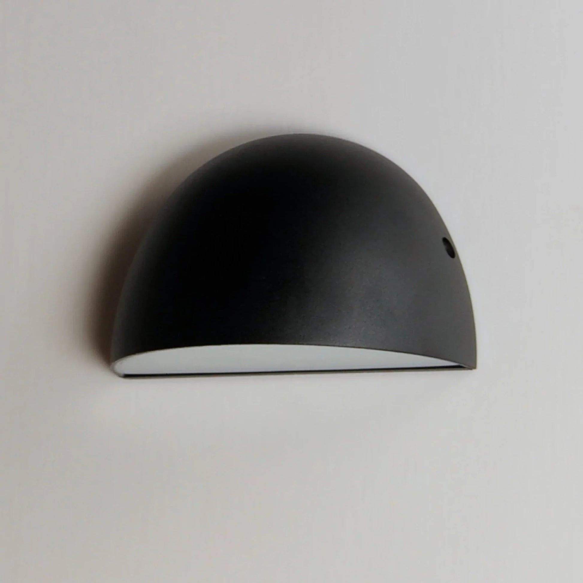 Pathfinder 7" LED Outdoor Wall Sconce, Black Finish - Bees Lighting