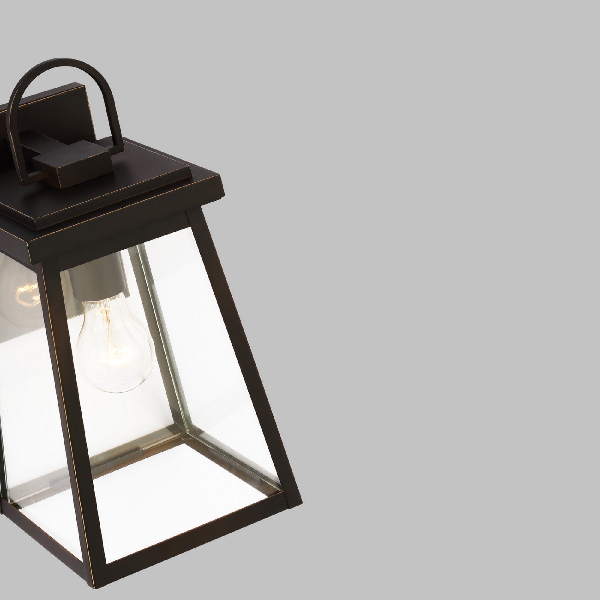 Founders 14" Medium Outdoor Wall Lantern, Antique Bronze Finish - Bees Lighting