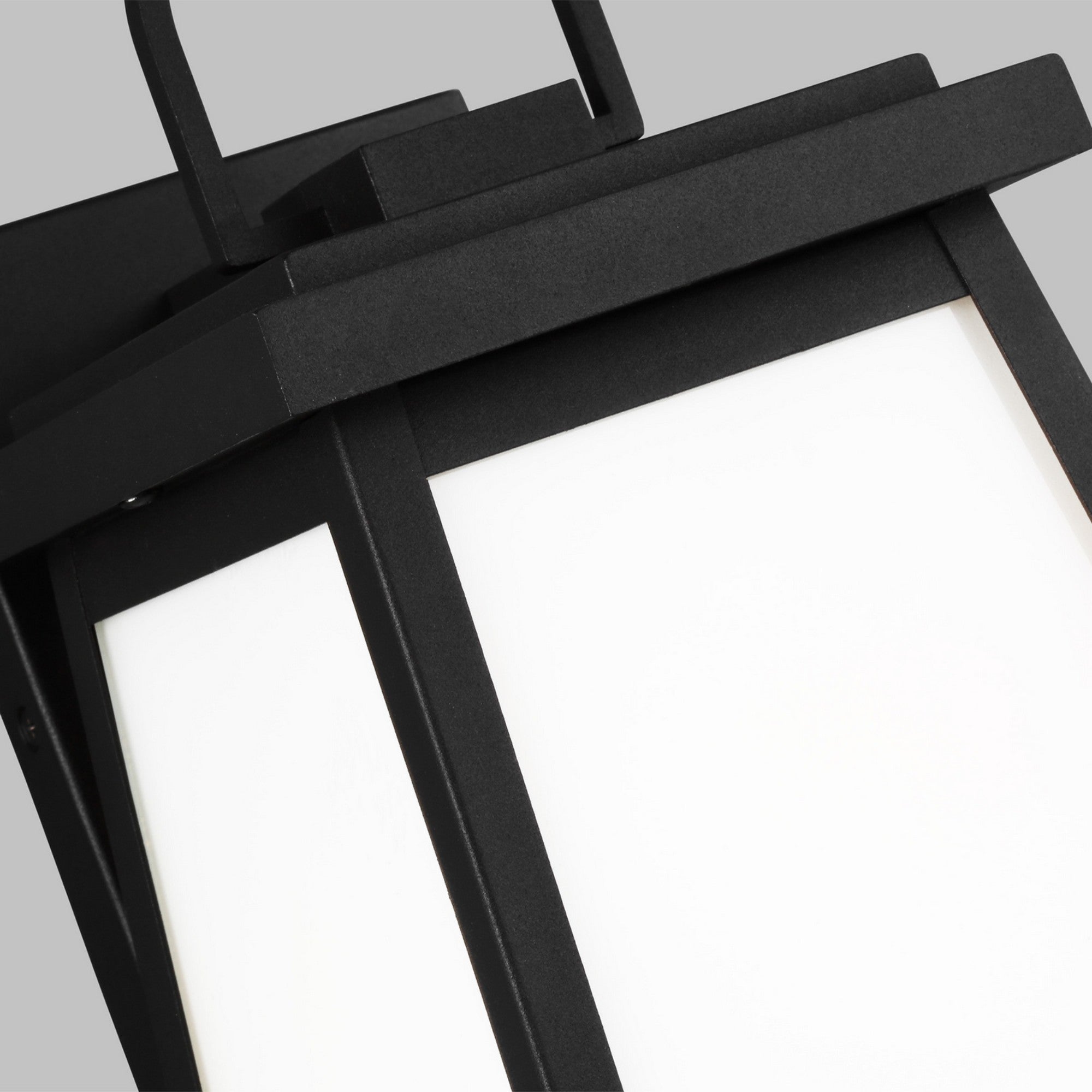Founders 14" Medium LED Outdoor Wall Lantern, Black Finish - Bees Lighting