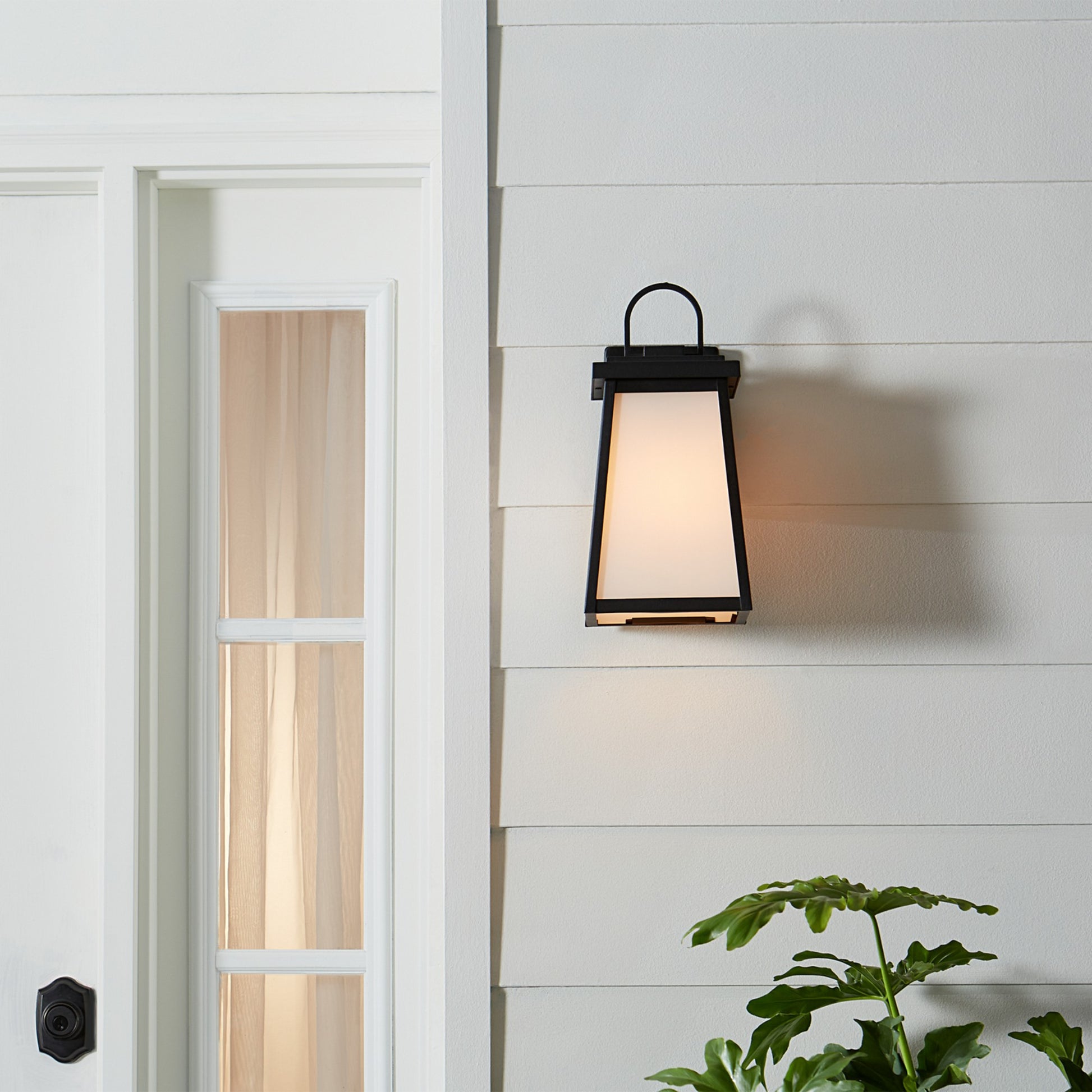 Founders 14" Medium LED Outdoor Wall Lantern, Black Finish - Bees Lighting