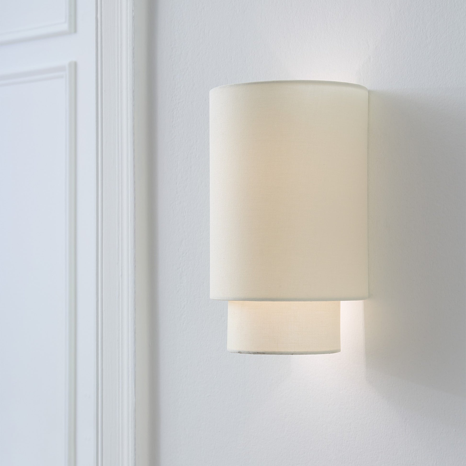 Sawyer 14" Wall Sconce, Burnished Brass Finish - Bees Lighting