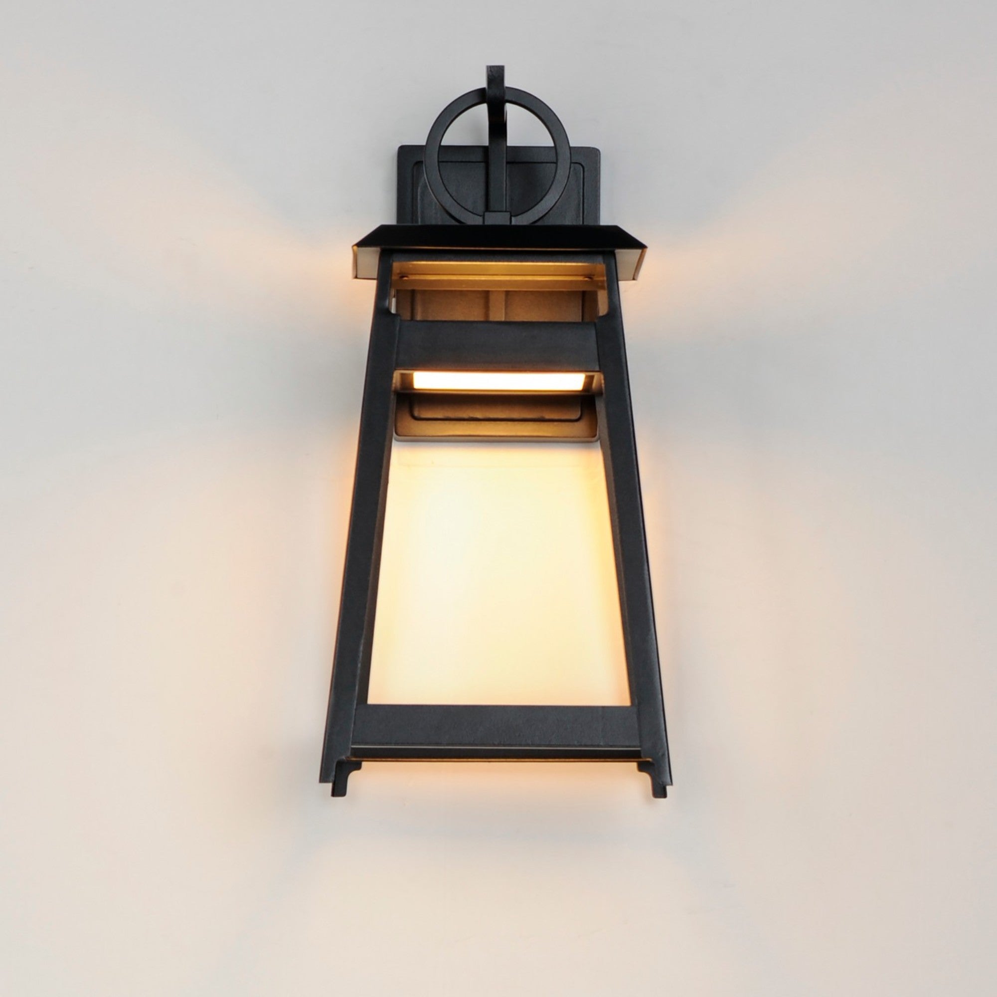 Pagoda 16" LED Outdoor Wall Sconce, Black Finish - Bees Lighting
