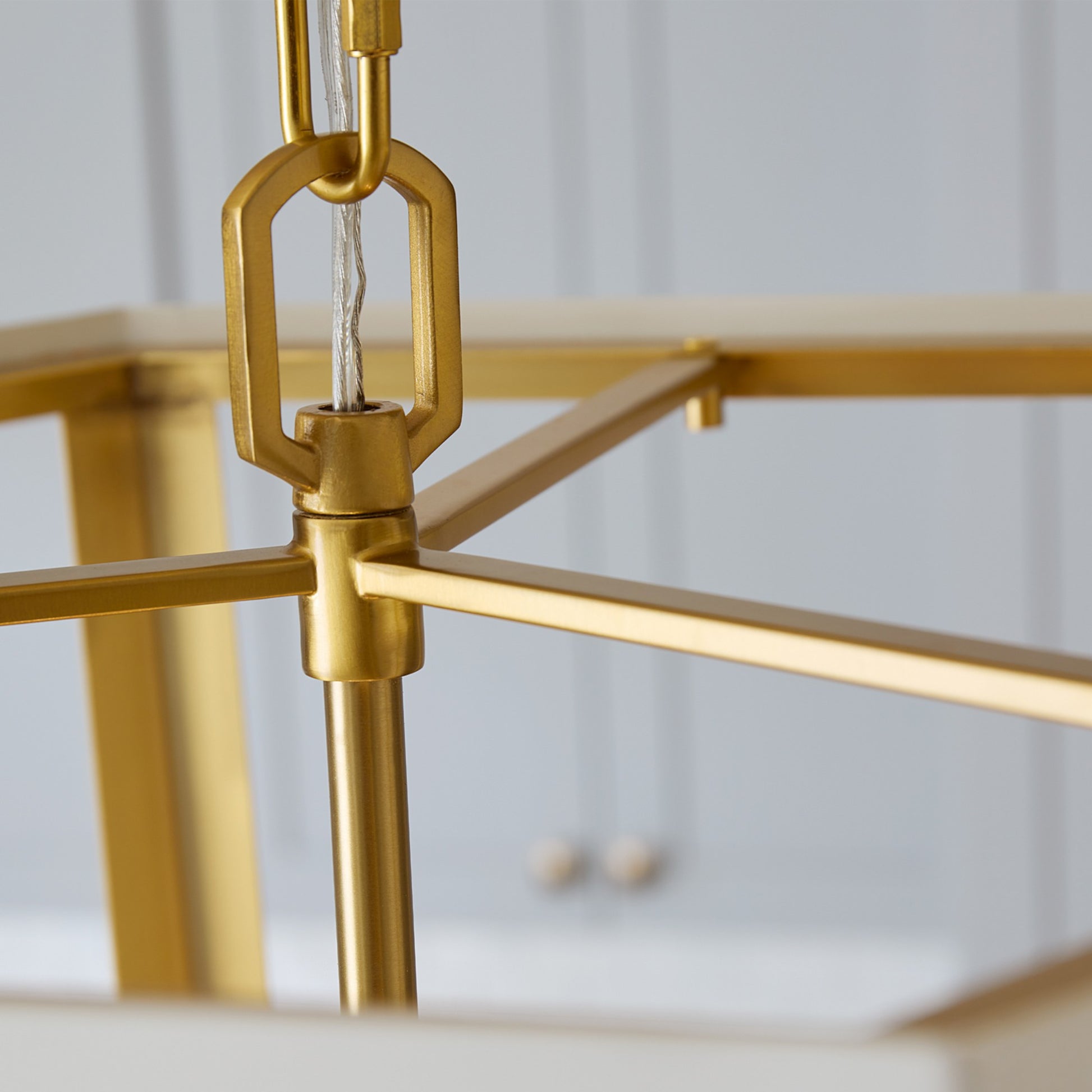 Curt 21" 4-Light Medium Lantern, White & Brass Finish - Bees Lighting