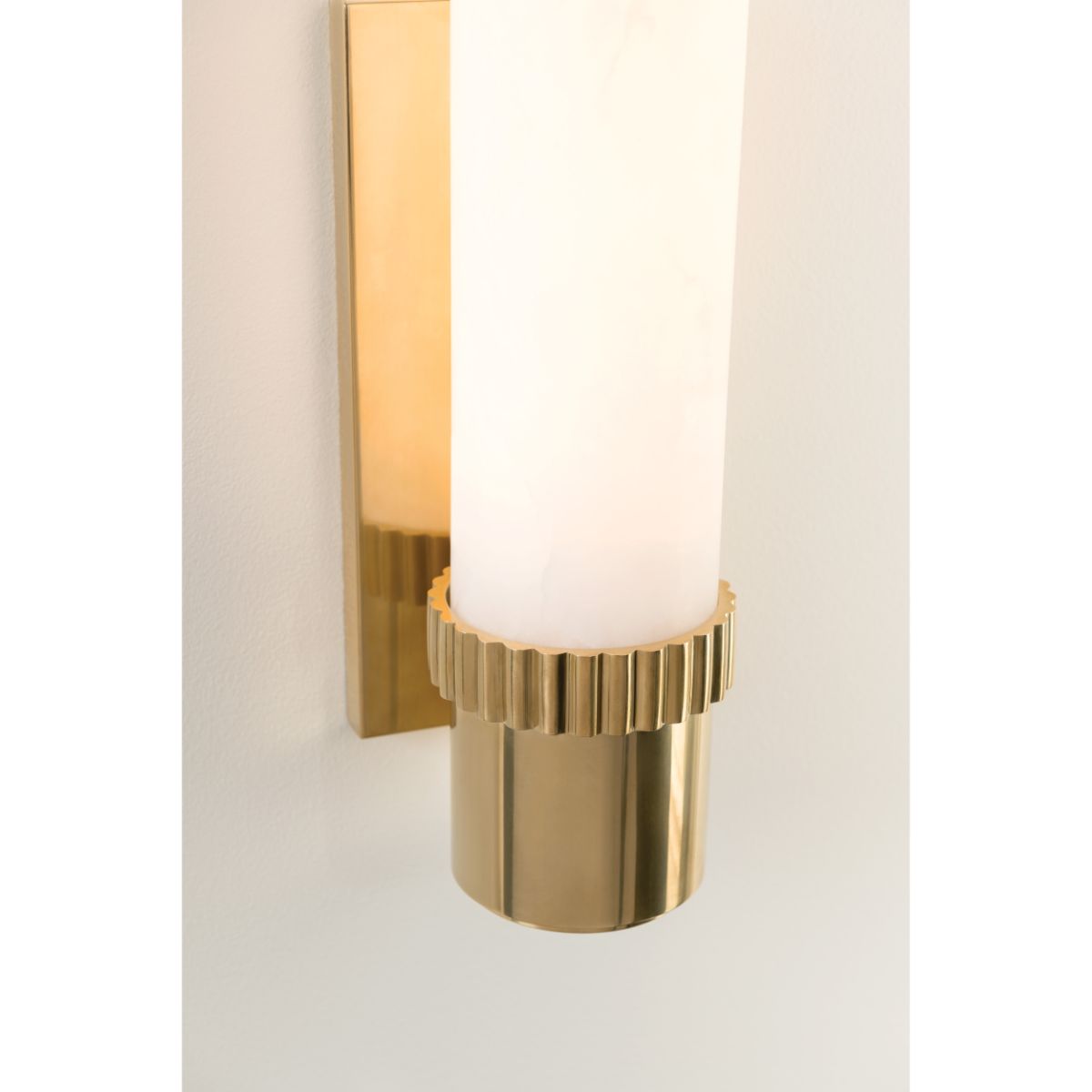 Argon 15 in. LED Wall Light Brass finish - Bees Lighting