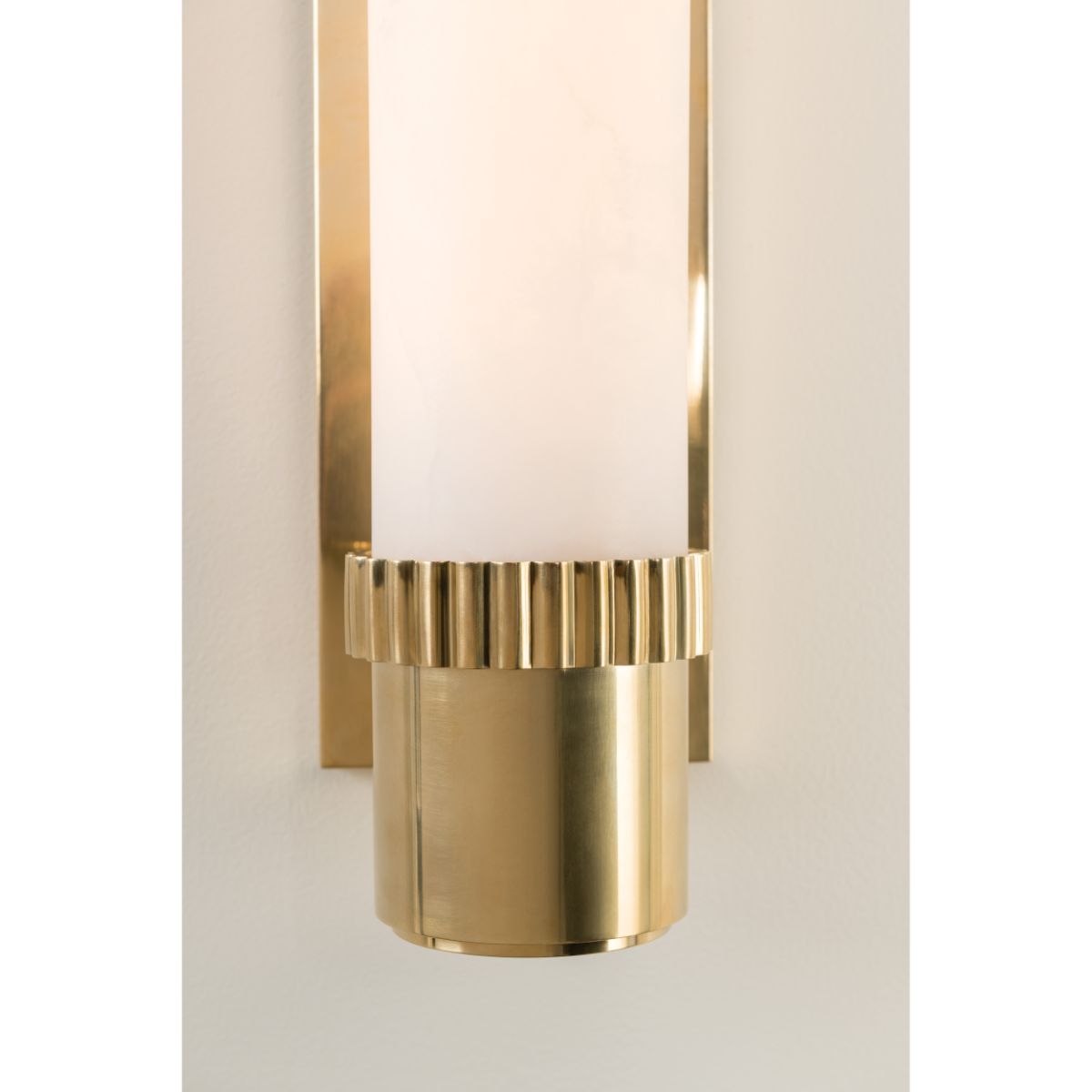 Argon 15 in. LED Wall Light Brass finish - Bees Lighting
